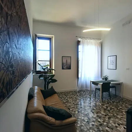 Tiritu Apartment *